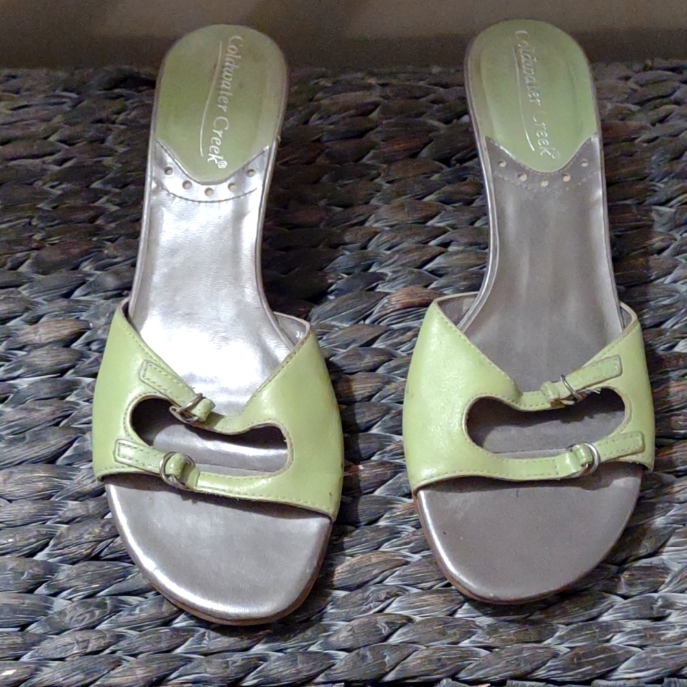 Coldwater Creek sandals 8M - green